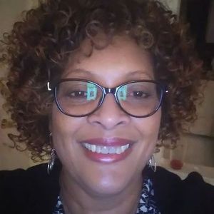 Meet your Posher, Rose